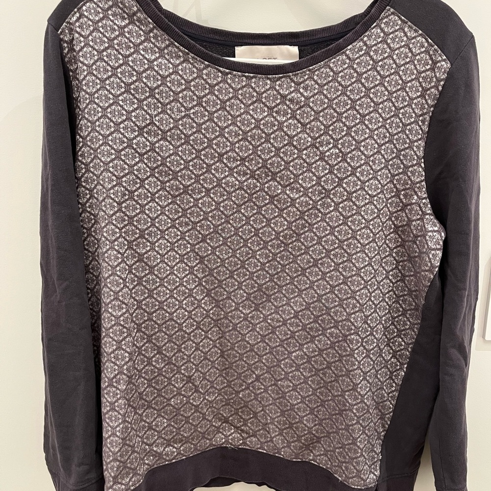 PreOwned Excellent Loft Womens Metallic Thread Fleece Sweatshirt, Size XLPetite